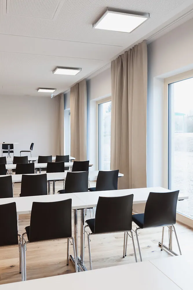 Bader Hotel Vaterstetten 4*,