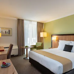 holiday-inn-dusseldorf-airport-ratingen.dusseldorf-hotel.net/