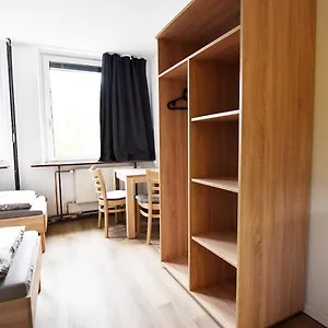 Zimmer24frei Boardinghouse Colonia