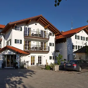 Gruener Baum *** Westendorf (Ostallgau)