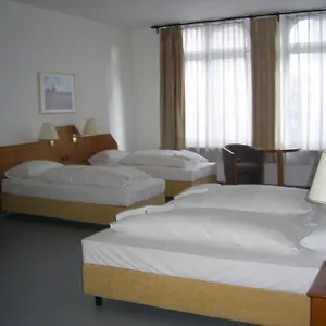 willy-hotel-frankfurt.hotelsheidelberg.net/